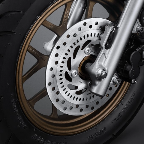 Meningkatkan kestabilan dan keselamatan dalam pengereman, mencegah roda terkunci saat pengereman mendadak (di kecepatan tinggi atau kondisi jalan licin). *Hanya di tipe ABS